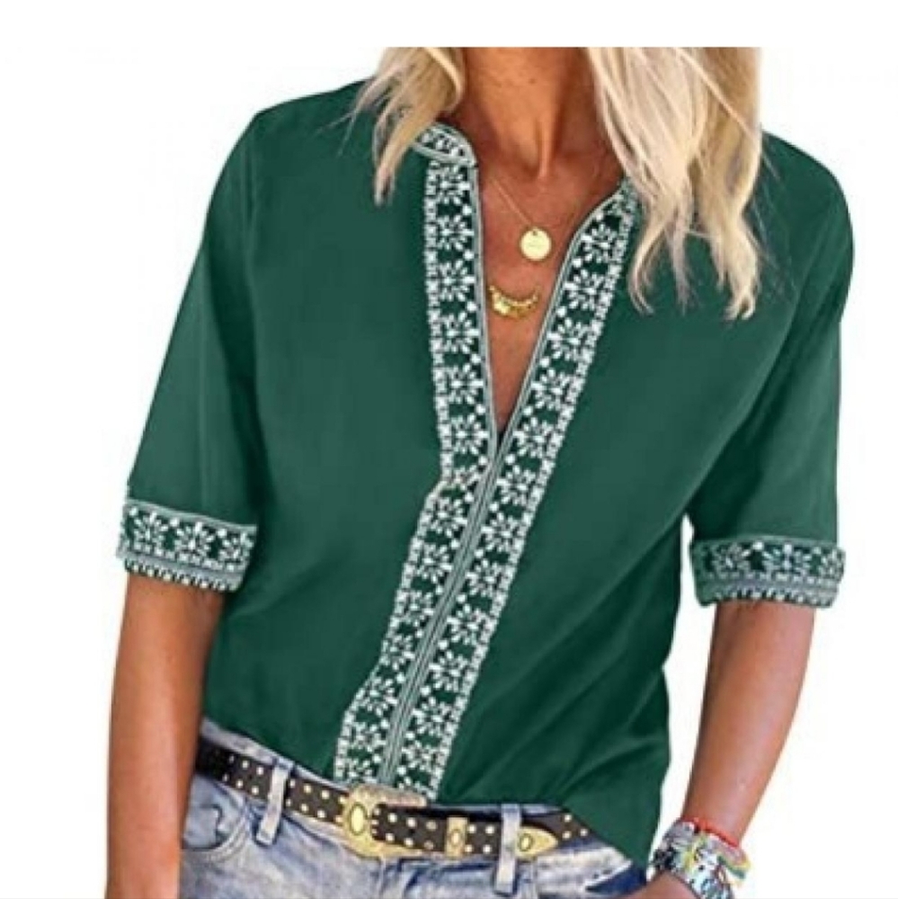 Set of two BOUTIQUE TOPS from a Classy BOUTIQUE sizes LARGE  XL
